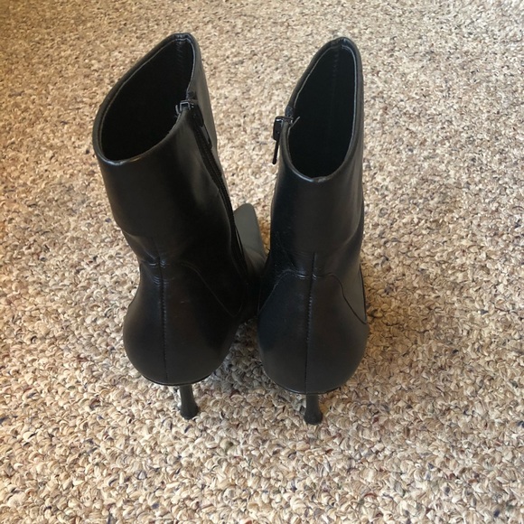 Aldo Black Matier Booties - Picture 4 of 11